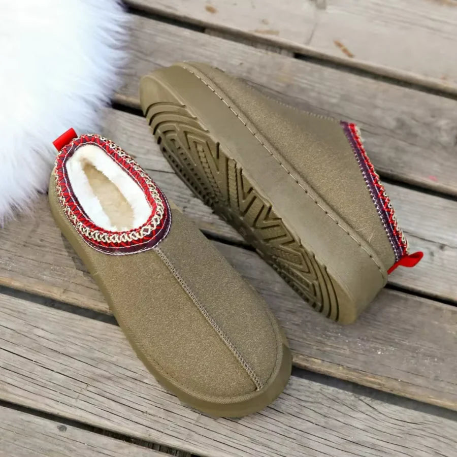CosyStep™ – De Ultieme Winterpantoffel